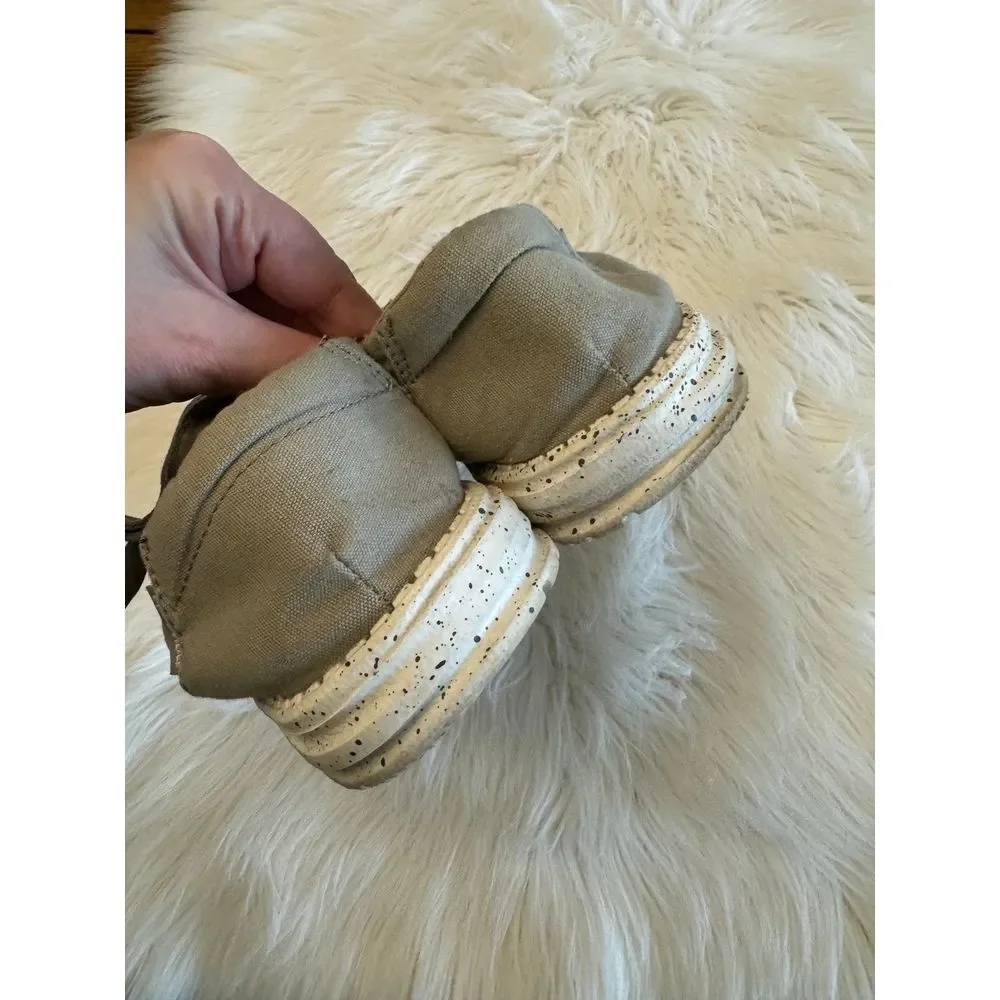 Hey Dude Wendy size 10‎ GUC